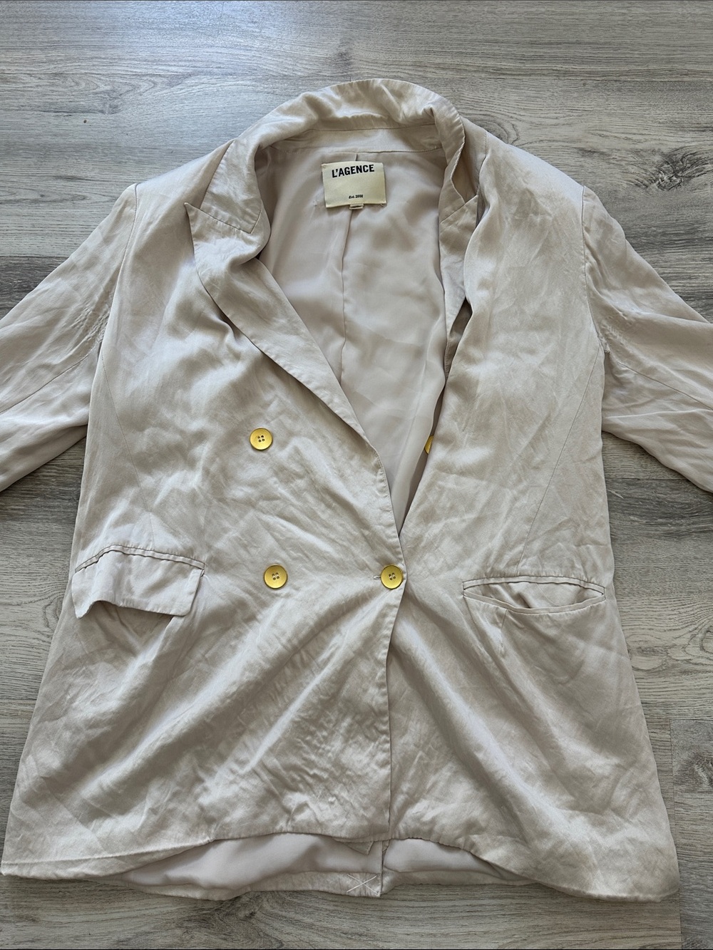 L'AGENCE Light Cream Double-Breasted Blazer with Yellow Buttons